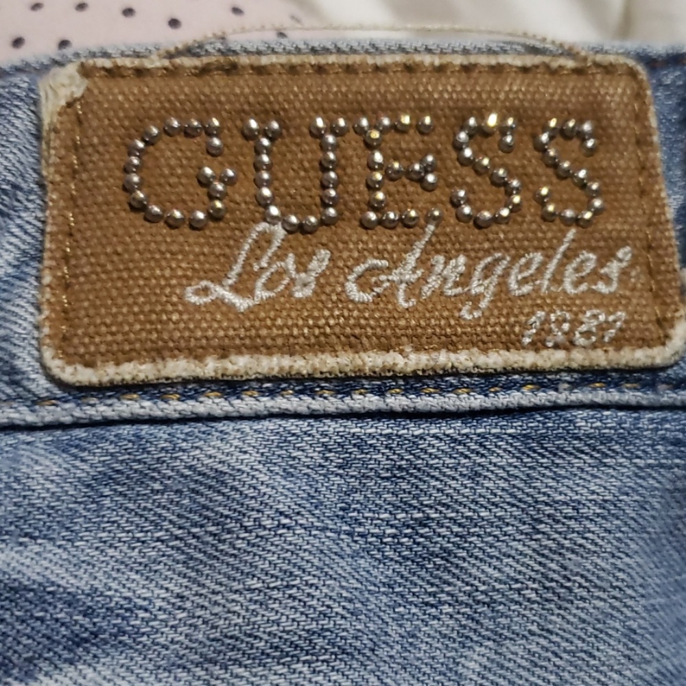 GUESS faded Blue Denim Boot Cut Jeans with Brown Logo Patch